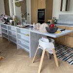 Fabrication d'un meuble recouvert de Béton Ciré