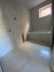 Sol de salle de bains en Béton Ciré à Libourne