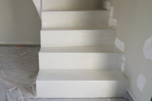 Escalier Blanc en Béton Ciré blanc