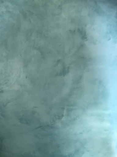 Moirage en Gros plan pour un Béton Ciré bleu clair réalisé par Georges Cateland en Gironde